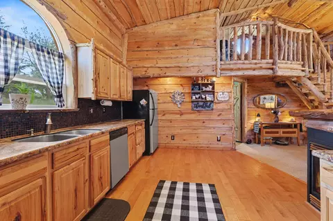 Kitchen - 619 Eola, Harrison, MI 48625 photo 4 of 4