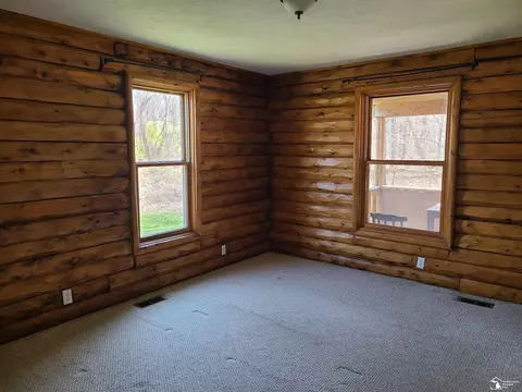 Bedroom - 11581 Dixon, Monroe, MI 48161 photo 1 of 4