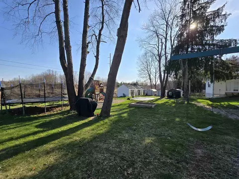 12573 Spruce, Perry, MI 48872 photo 37