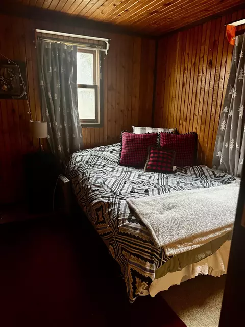 Bedroom - 3866 Starr, Harrison, MI 48625 photo 3 of 3