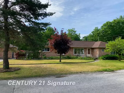 103 Lincoln, Bay City, MI 48706