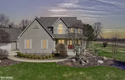 Exterior - 1201 Yule, Leonard, MI 48367 photo 2 of 34