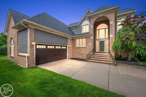 59807 Glacier Rdg N UNIT 59, Washington Township, MI 48094