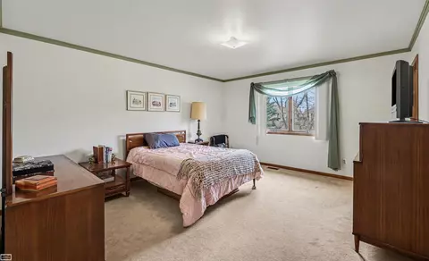 Bedroom - 52415 Ridgeway, Macomb, MI 48042 photo 1 of 3