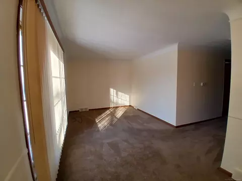 Living - 1000 Vernier, Grosse Pointe Woods, MI 48236 photo 1 of 3
