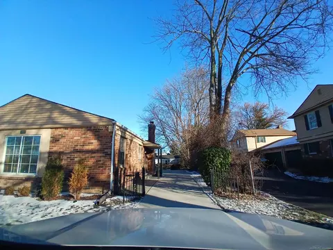 Other - 1000 Vernier, Grosse Pointe Woods, MI 48236 photo 2 of 7