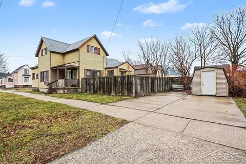 700 E Fulton, Bay City, MI 48706