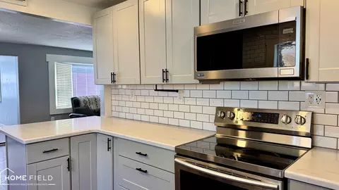 Kitchen - 1310 Frederick, Owosso, MI 48867 photo 6 of 6
