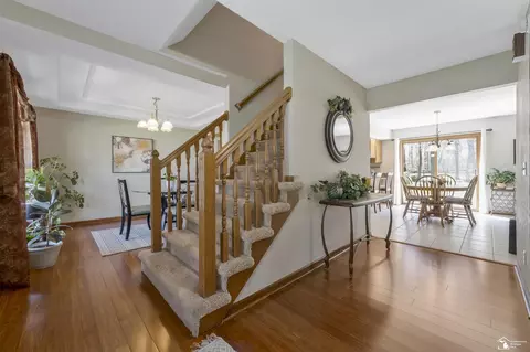 Entry Way - 1615 Northridge, Monroe, MI 48162 photo 3 of 6