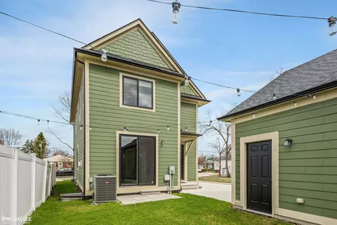 Exterior - 27 Tecumseh, Clawson, MI 48017 photo 7 of 8
