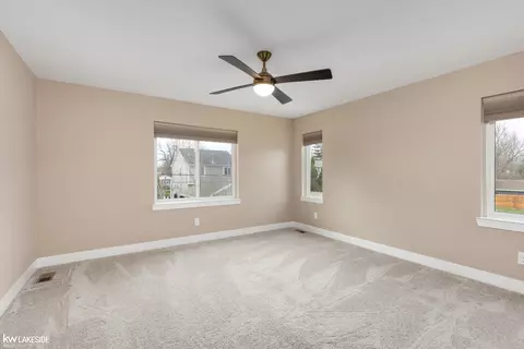 Bedroom - 27 Tecumseh, Clawson, MI 48017 photo 5 of 6