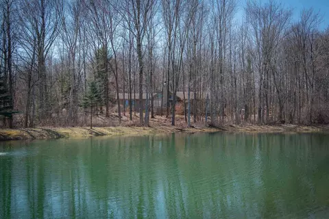 1329 N Nine Mile, Sanford, MI 48657