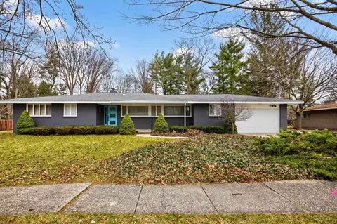 4914 Campau, Midland, MI 48640