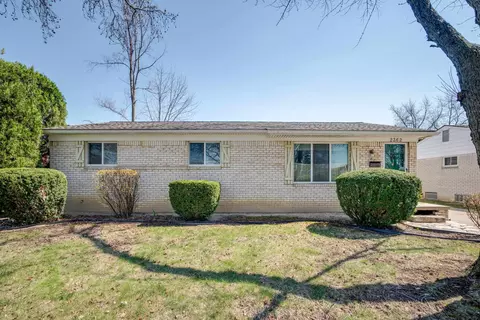 2362 Milverton, Troy, MI 48083