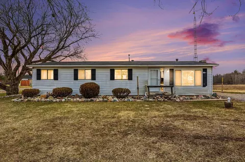 2691 Sage Lake Rd, Lupton, MI 48635