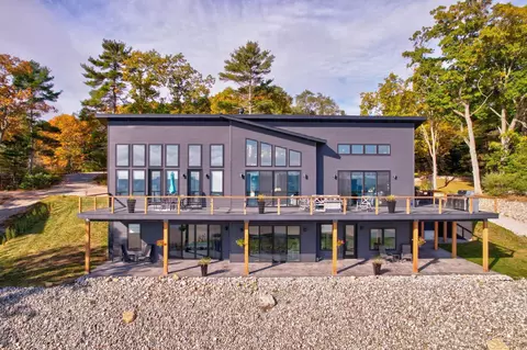 909 S Us 23, Harrisville, MI 48740