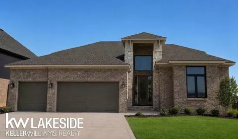 18842 Via Firenze, Macomb, MI 48044