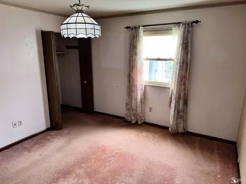 Bedroom - 647 Washington, Temperance, MI 48182 photo 2 of 5