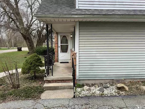 Exterior - 647 Washington, Temperance, MI 48182 photo 2 of 3
