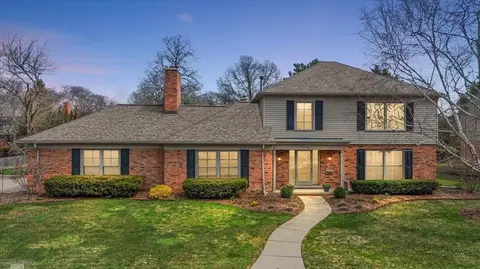 4 Elmsleigh, Grosse Pointe, MI 48230