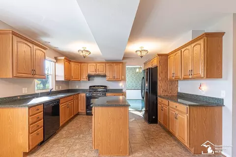 Kitchen - 6442 Centennial, Temperance, MI 48182 photo 2 of 6