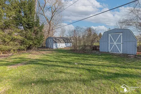 Exterior - 6442 Centennial, Temperance, MI 48182 photo 6 of 7