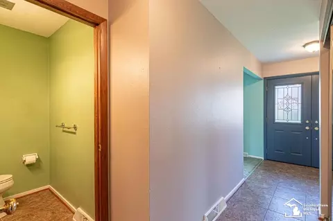 Entry Way - 6442 Centennial, Temperance, MI 48182 photo 5 of 6