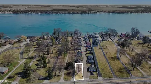 000 Martindale, Cottrellville, MI 48039