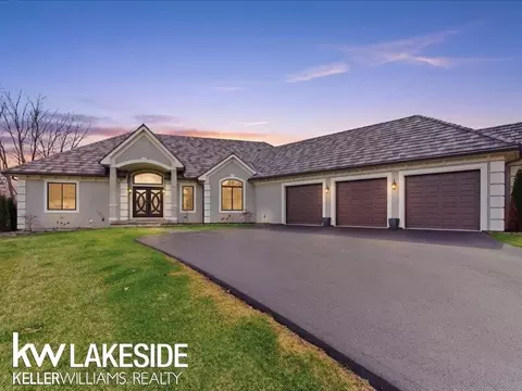 5345 Bristol Parke, Clarkston, MI 48348