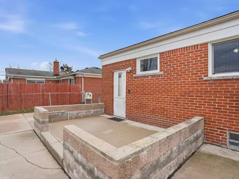 Exterior - 12851 Chippewa, Warren, MI 48088 photo 8 of 8