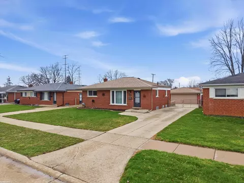 View/Area - 12851 Chippewa, Warren, MI 48088 photo 1 of 6