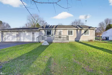 2366 Virginia Park, Lapeer, MI 48446