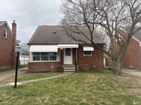 363 Sherbourne, Inkster, MI 48141