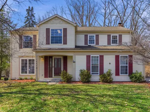 1267 Barneswood, Rochester Hills, MI 48306
