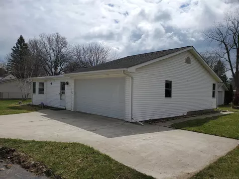 7282 Birchcrest, Lexington, MI 48450