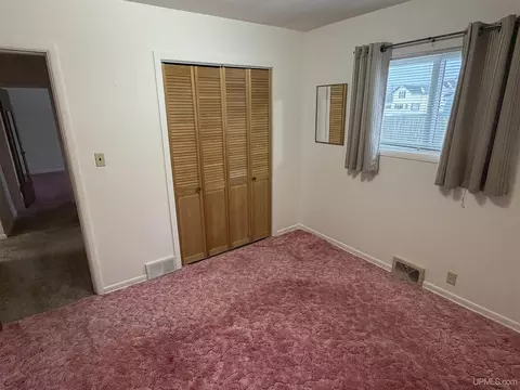 Bedroom - 794 S S Pne, Ishpeming, MI 49849 photo 1 of 2