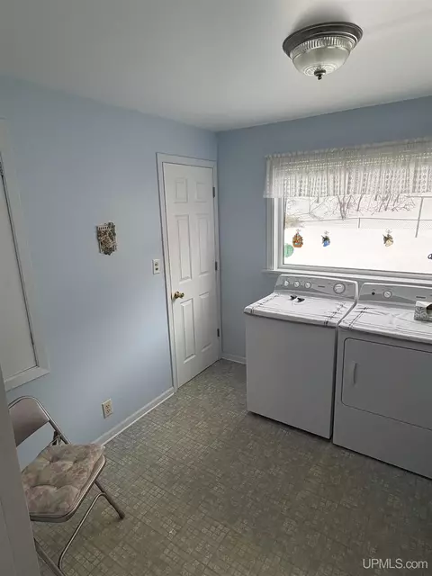 Other - 794 S S Pne, Ishpeming, MI 49849 photo 2 of 10