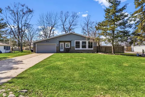 2125 Thistlewood, Burton, MI 48509