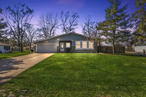 2125 Thistlewood, Burton, MI 48509