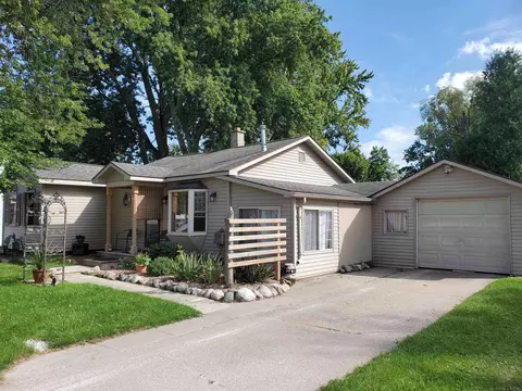 7276 Oak, Lexington, MI 48450