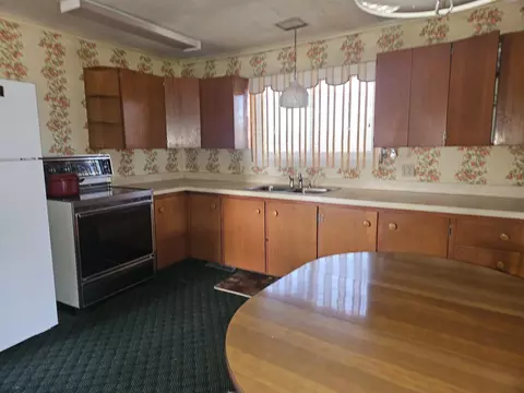 Kitchen - 2100 W Temple, Harrison, MI 48625 photo 2 of 2