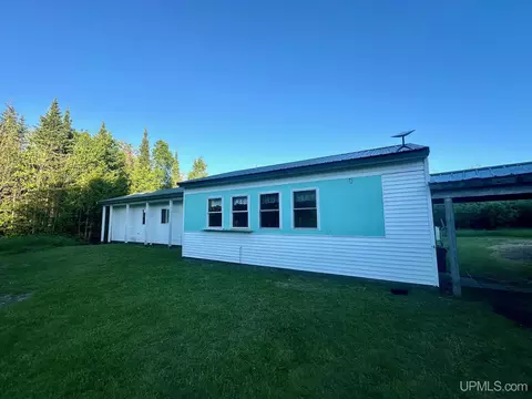 14145 County Road 450, Newberry, MI 49868