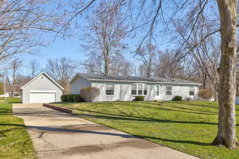 317 E Maple, Saint Charles, MI 48655