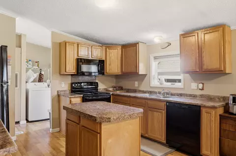 Kitchen - 317 E Maple, Saint Charles, MI 48655 photo 2 of 5