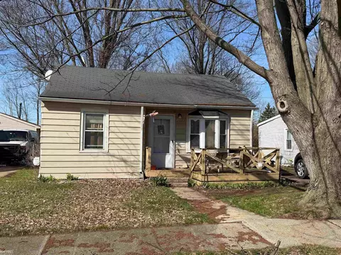 1387 Webber, Burton, MI 48529