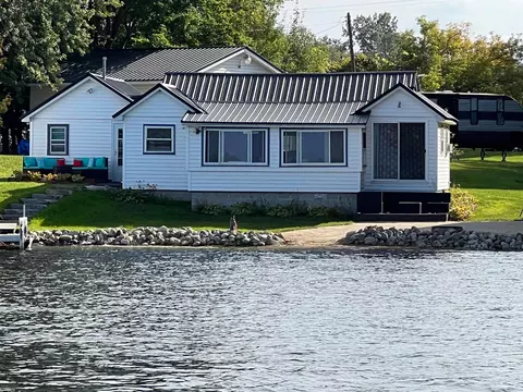 4978 Long Lk, Hale, MI 48739