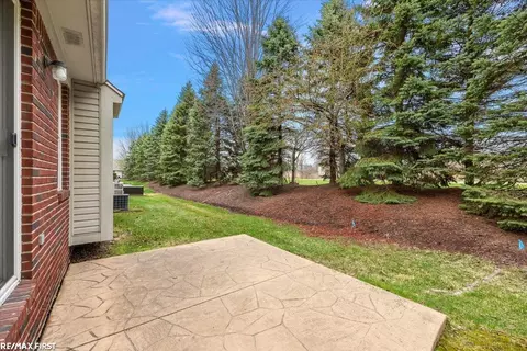 Exterior - 52672 Sable #15, Macomb, MI 48042 photo 5 of 6