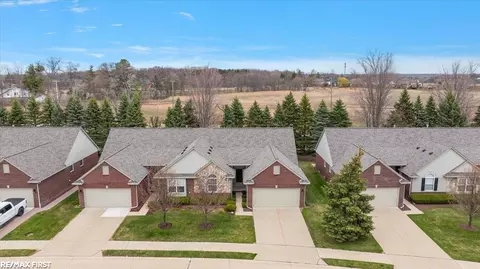 View/Area - 52672 Sable #15, Macomb, MI 48042 photo 1 of 5