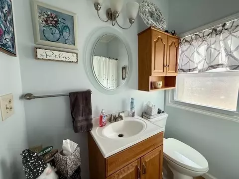 Bath - 3358 E Pinecrest, Gladwin, MI 48624 photo 5 of 8