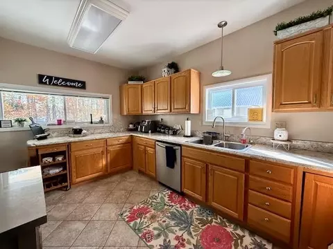 Kitchen - 3358 E Pinecrest, Gladwin, MI 48624 photo 2 of 6